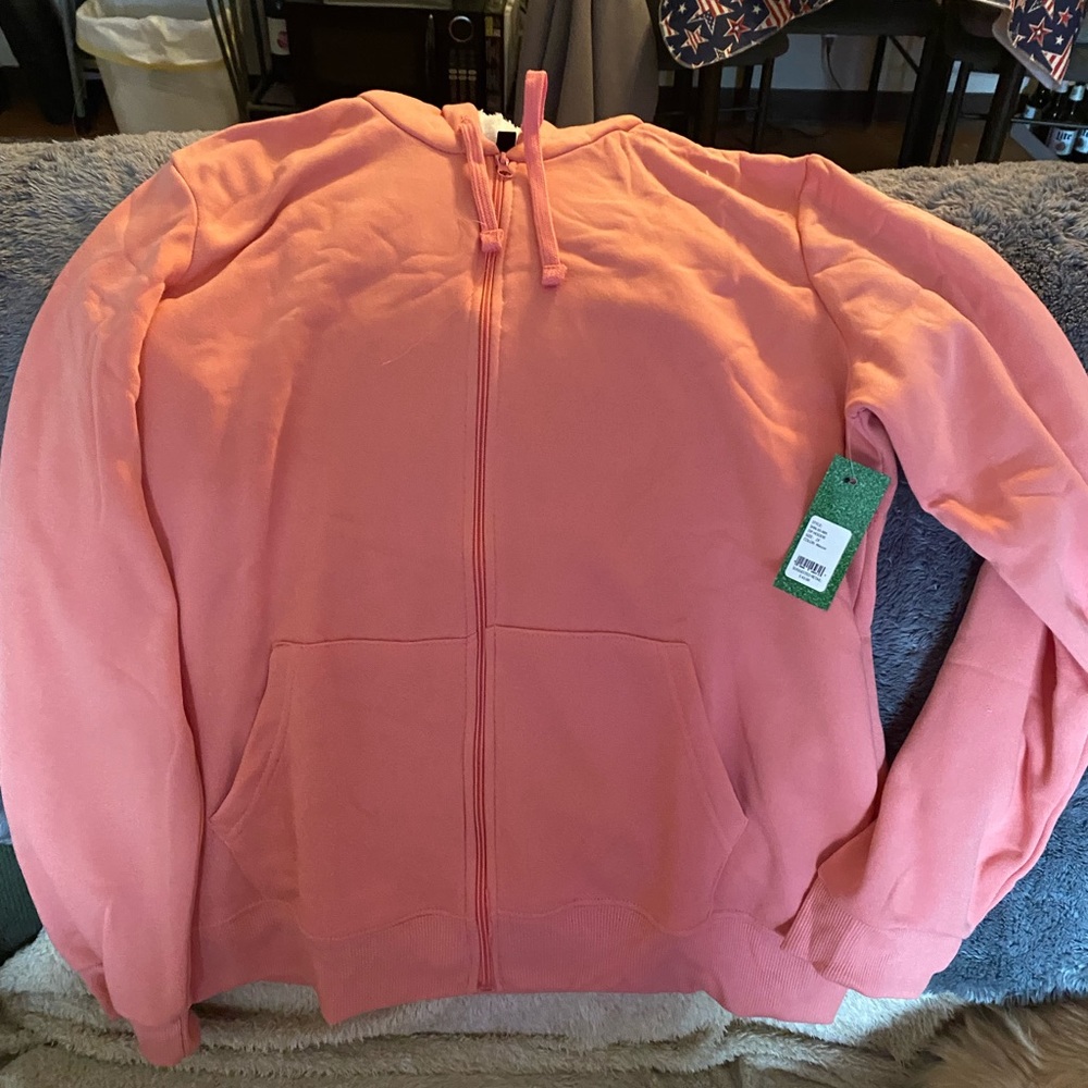 Pretty mauve colored hoodie jacket with sherpa hood.  Size 2X